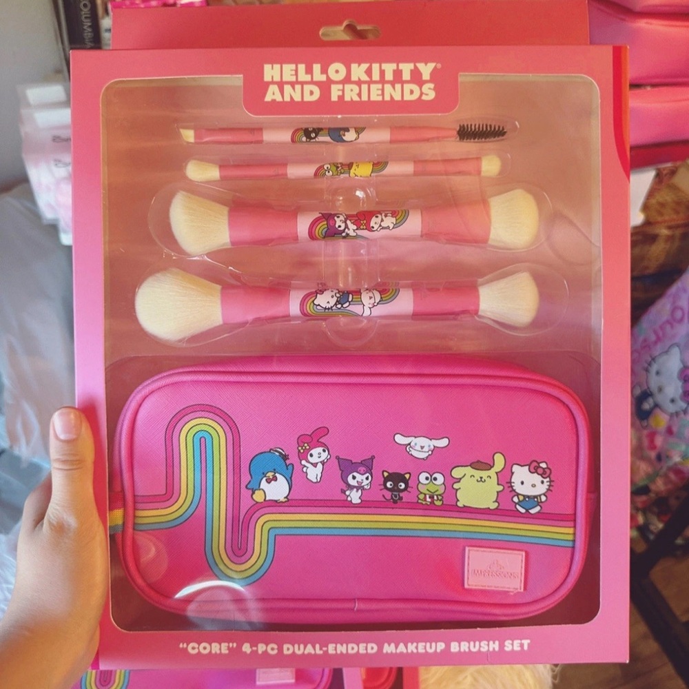 Impressions Hello Kitty & Friends Pink Makeup Brush Set